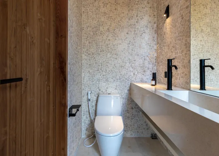 別荘 Art Villas- Designer Pool Retreat Close To Shops & Dining ウブド