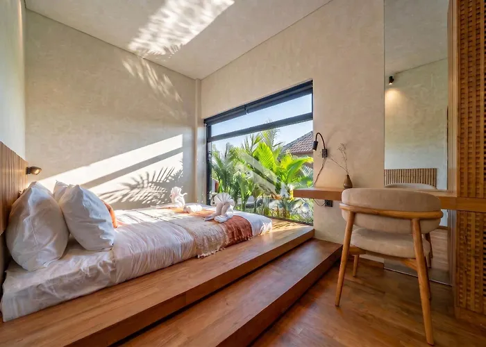 Art Villas- Designer Pool Retreat Close To Shops & Dining 別荘 *