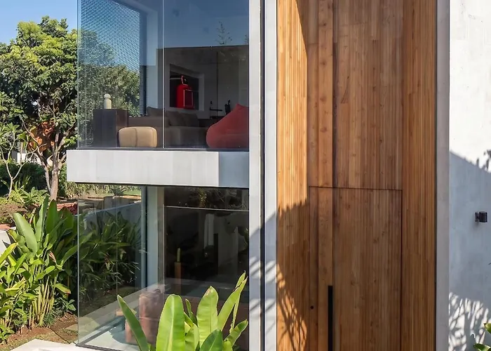 Art Villas- Designer Pool Retreat Close To Shops & Dining 別荘