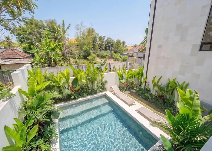 Art Villas- Designer Pool Retreat Close To Shops & Dining *