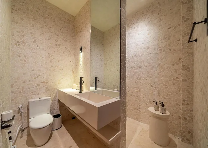 別荘 Art Villas- Designer Pool Retreat Close To Shops & Dining ウブド